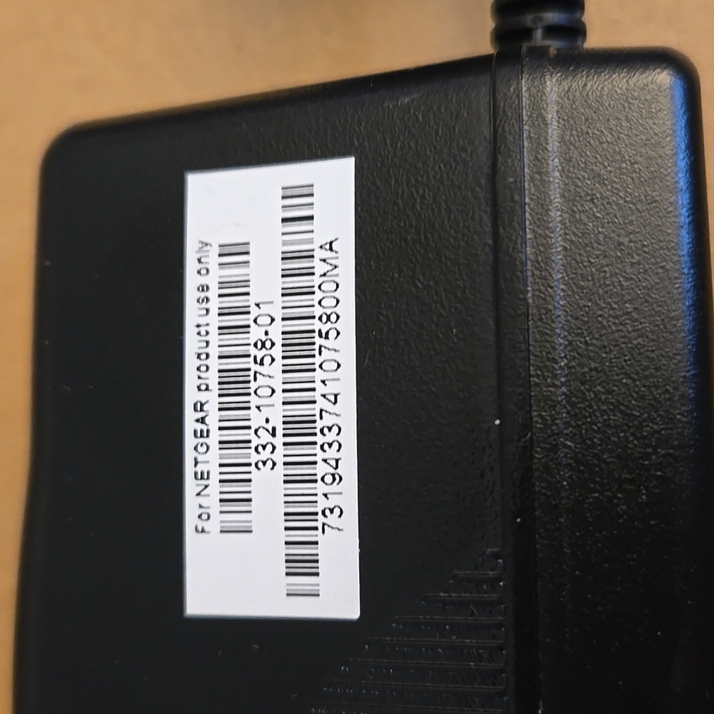 NETGEAR AC1750 Smart WiFi Router - Picture 3 of 14